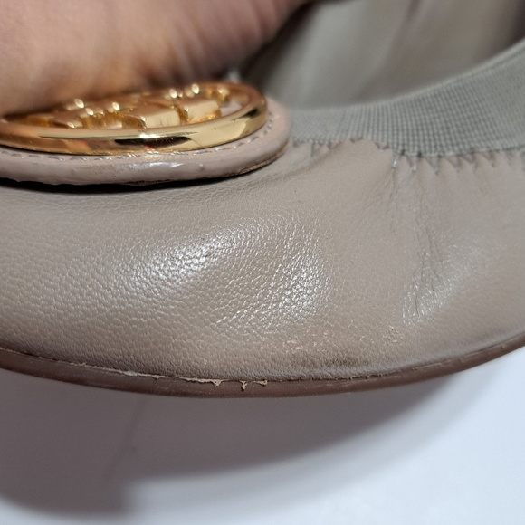 Tory Burch Caroline wedge heel, size 9.5M  Tan - Picture 11 of 16